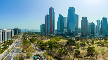 여의도공원,파크원타워,고층빌딩,증권가,한강,여의도,영등포구,서울 © JinChang