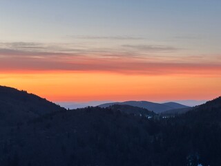 Early dawn before sunrise on the Premuzic Trail - Velebit Nature Park, Croatia (Rana zora pred izlazak sunca na pješačkom planinarskom putu Premužićeva staza - Park prirode Velebit, Hrvatska)