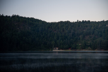 Los Azufres, Michoacán, México. Laguna Larga.