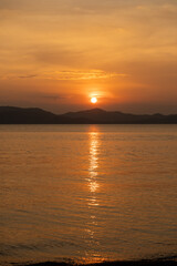 Obraz premium sunset over the sea