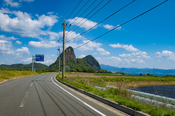 日本の九州の鹿児島の指宿市山川の奇岩竹山（スヌーピー山）