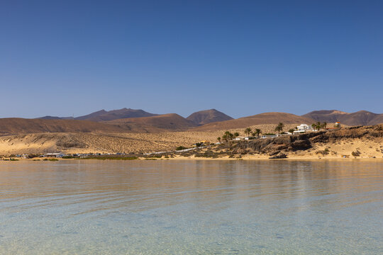 The desert beauty of Fuerteventura is Corralejo Natural Park, Ca