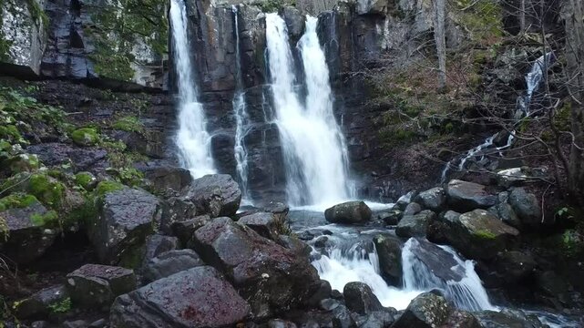 dardagna waterfalls corno alle scale regional park lizzano in belvedere bologna northern apennines