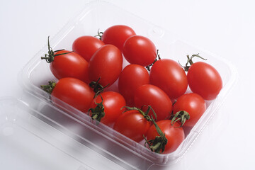 パックに入ったアイコトマト