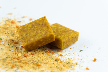 Instant bouillon and spice mix in cubes and powder