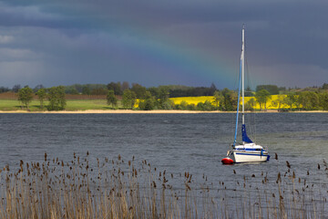 Burzowe Jezioro Narie - Warmia i Mazury  © Wojciech Lisiński