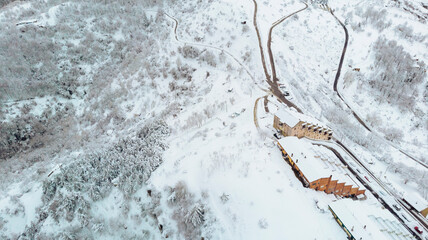 Ciudad de Pietrapertosa en las Dolomitas Lucanas, montañas de Italia en Basilicata 