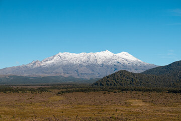 Fototapeta premium View of snow-covered Mount Ruapehu with a cloud-free blue sky (North Island, New Zealand)