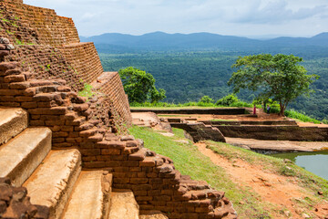 Sigiriya is an ancient rock fortress located in Sri Lanka. Is a UNESCO World Heritage Site and one of Sri Lanka's most iconic landmarks for travelers.