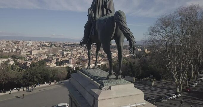 Roma Coliseu It&aacute;lia Hist&oacute;ria Arquitetura Antiguidade Arte Piazza Europa Arquitetura Turismo Monumentos Cultura Patrim&ocirc;nio Mundial Imp&eacute;rio Romano Ru&iacute;nas F&oacute;rum Romano Arcos Estradas Museus 