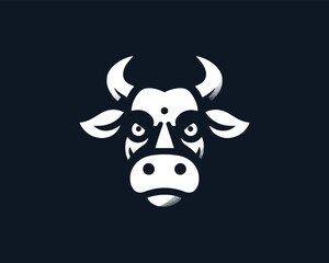 Cow logo vector. Animal farm. Cow icon vector illustration.
