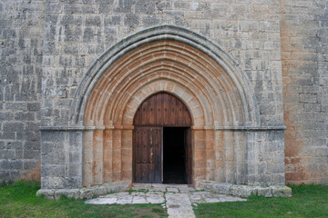 Iglesia gótica de Villamorón, situada en Burgos, España