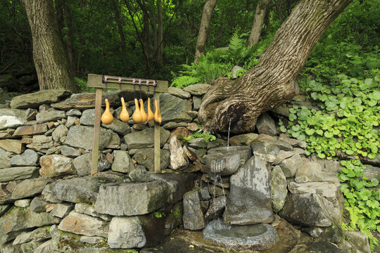 샘터,약수터,바가지,앉은뱅이약수,산막이옛길,사은리,괴산군,충북