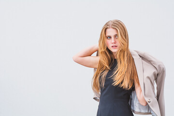 Naklejka premium Blondes Model