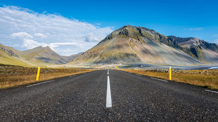 Scenic photo of icelandic road trip.