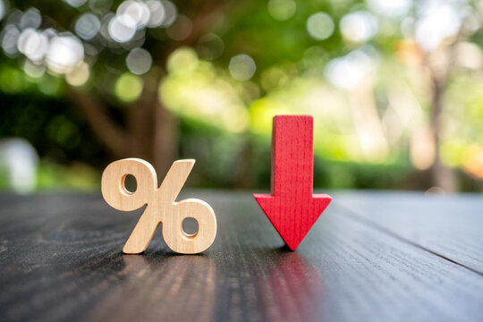 Percentage model and down arrow . Key concepts for success, methods, systems of raising or lowering Fed interest rates to correct inflation concepts.