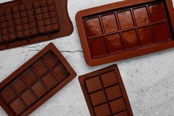 Dubai chocolate bar with pistachio paste and kadaif dough