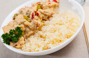 Chicken fillet red curry with jasmine rice