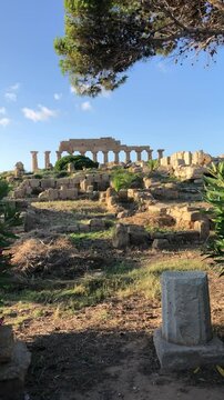ruins of the ancient greec temple in selinunte sicily italy