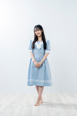 セーラー服を着た女性