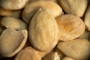 Imagen detalle de almendras peladas