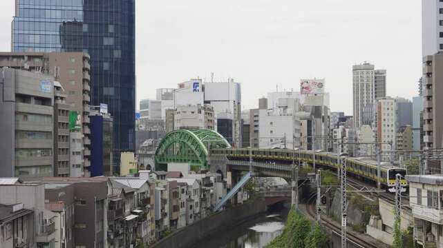 聖橋」の写真素材 | 176件の無料イラスト画像 | Adobe Stock