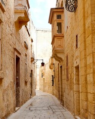 Obraz premium A traditional street in Mdina, Malta