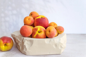 Fresh Peaches in Modern Stone Fruit Bowl 