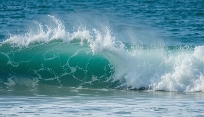 Fototapeta premium foamy waves rolling up in ocean