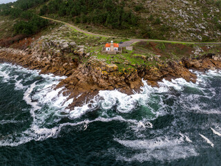 Faro Monte Louro en Punta Queixal de Muros, Galicia