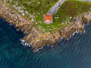 Faro Monte Louro en Punta Queixal de Muros, Galicia