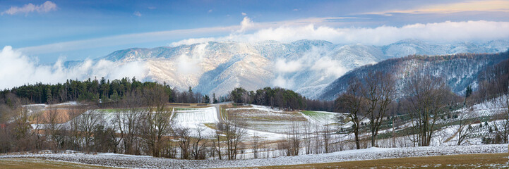 Winterpanorama Jauerlingblick ins Donautal der Wachau