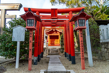 業葉神社の赤鳥居