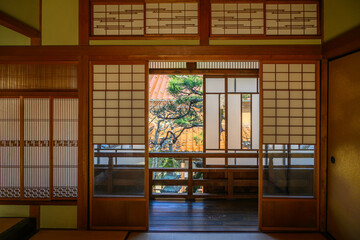 日本の伝統的な町家建築が今に残る。鳥取県倉吉市で撮影