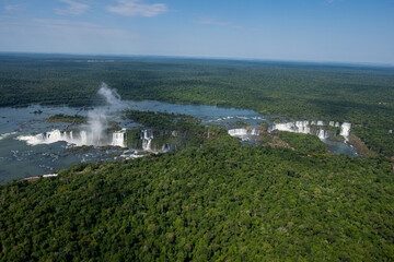 Brasilien, Pflanzen, Tiere, Landschaften, Wasser
