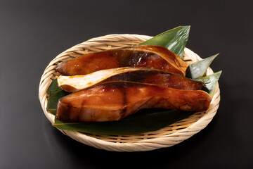 ［冷凍］鰤（ぶり）てり焼き