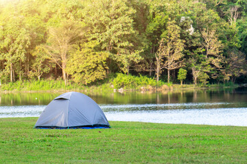 Beautiful tents set up in beautiful nature. Among the trees and green lawns For relaxing holidays and eco-tourism.