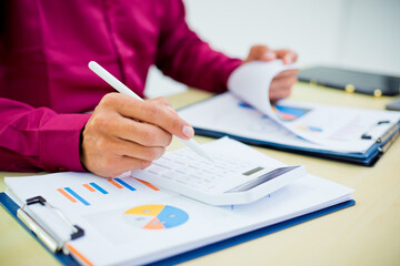 Online entrepreneurs use digital platforms to offer their products and services. They use e-commerce tools, marketing strategies, and technology to build and grow their businesses.