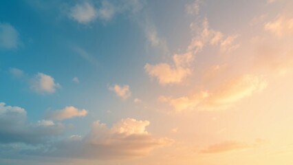 Obraz premium Serene Sunset Sky Pastel Hues and Soft Cloudscape