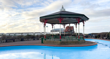  Lytham st annes Lancashire uk 9th September 2023 Band stand and paddling pool at St annes on the...