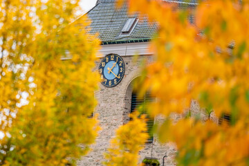 Uhr am Kirchturm