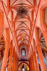 Innenansicht der Heiliggeistkirche in Heidelberg