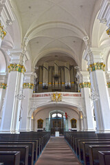 Innenansicht der Jesuitenkirche in Heidelberg