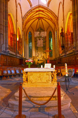 Innenansicht der Thomaskirche in Straßburg