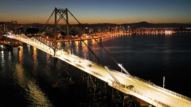 Ponte Hercilio Luz em Florian&oacute;polis 