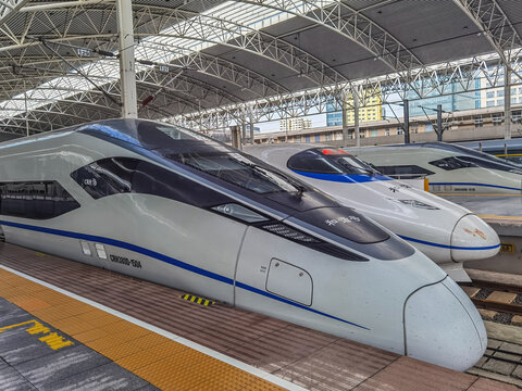 High speed bullet train at the platform of Shanghai Hongqiao Railway Station.