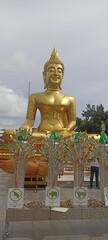 buddha statue