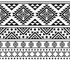 Southwest Aztec geometric Native American Mexican Navajo tribal ethnic boho indian texture ornament seamless pattern fabric black and white design vector for woven textile printing blanket rug carpet 