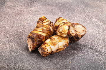 Natural organic raw ginger root