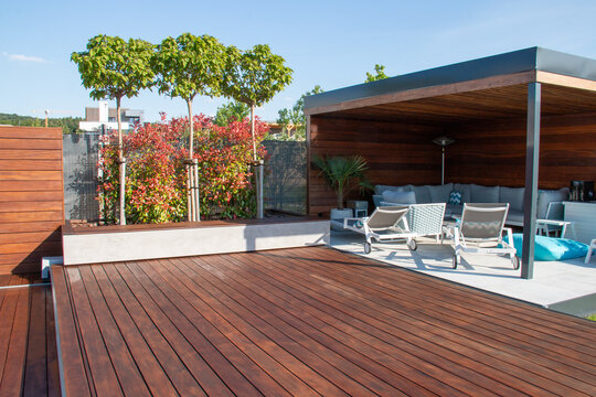 Wooden gazebo modern home garden design with hardwood floor patio